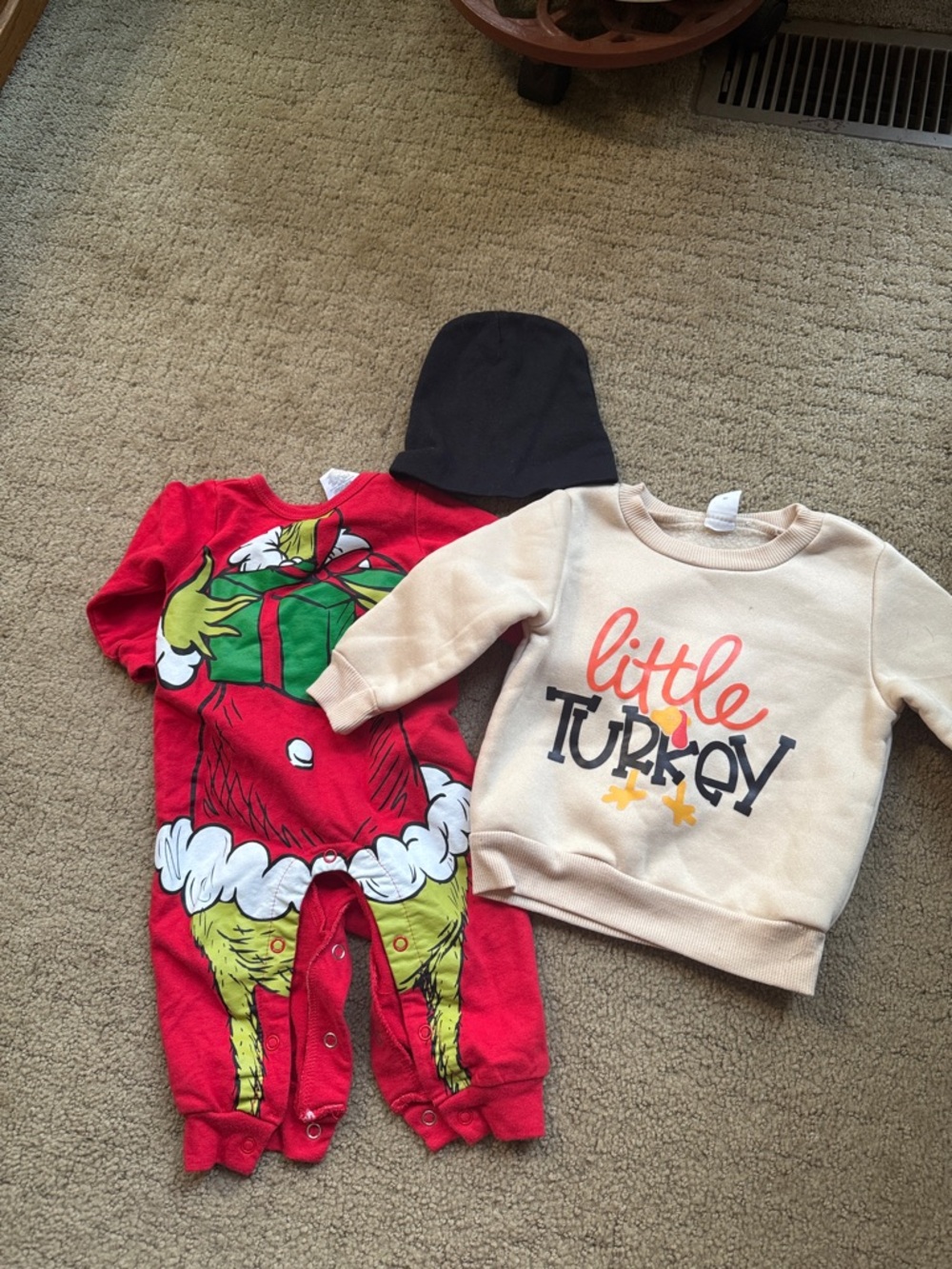 Little Turkey Cream Sweatshirt & Red Character Romper Set - Kids
